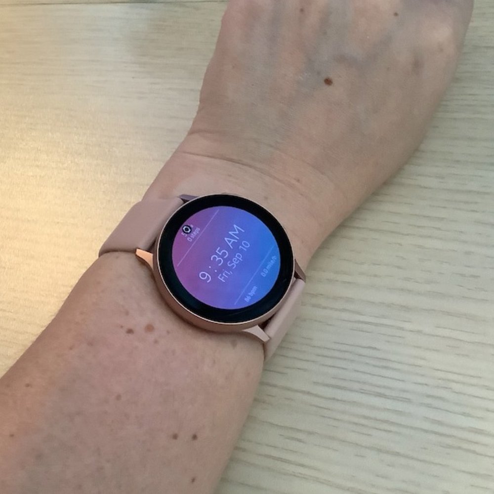 Samsung Galaxy Watch Active 2 w/ 3 extra straps